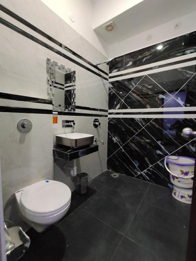 Hotel 51 Amritsar Esterno foto