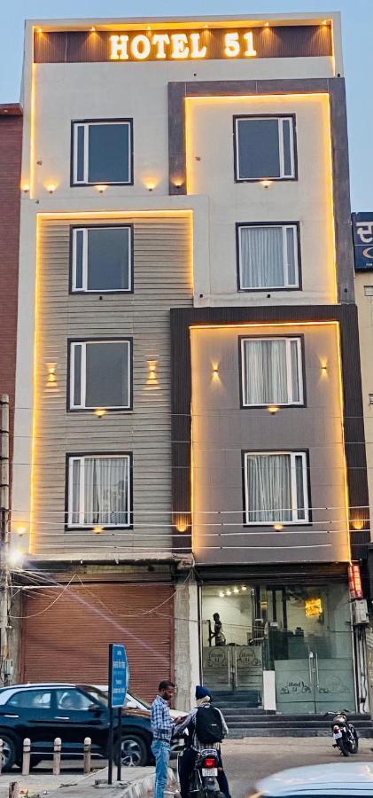Hotel 51 Amritsar Esterno foto