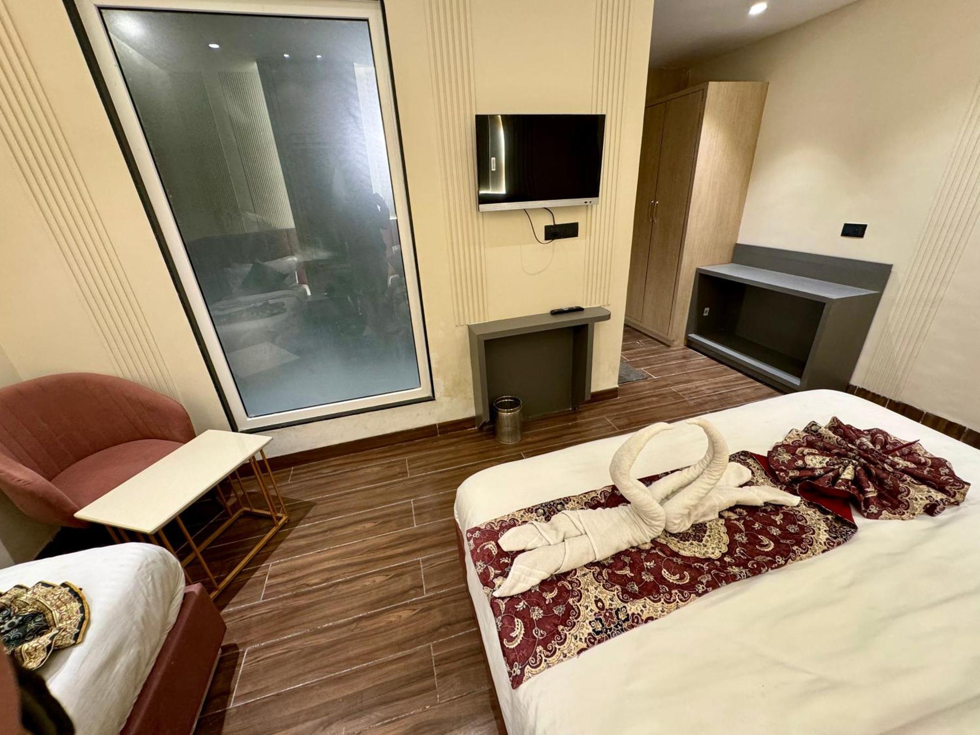 Hotel 51 Amritsar Esterno foto