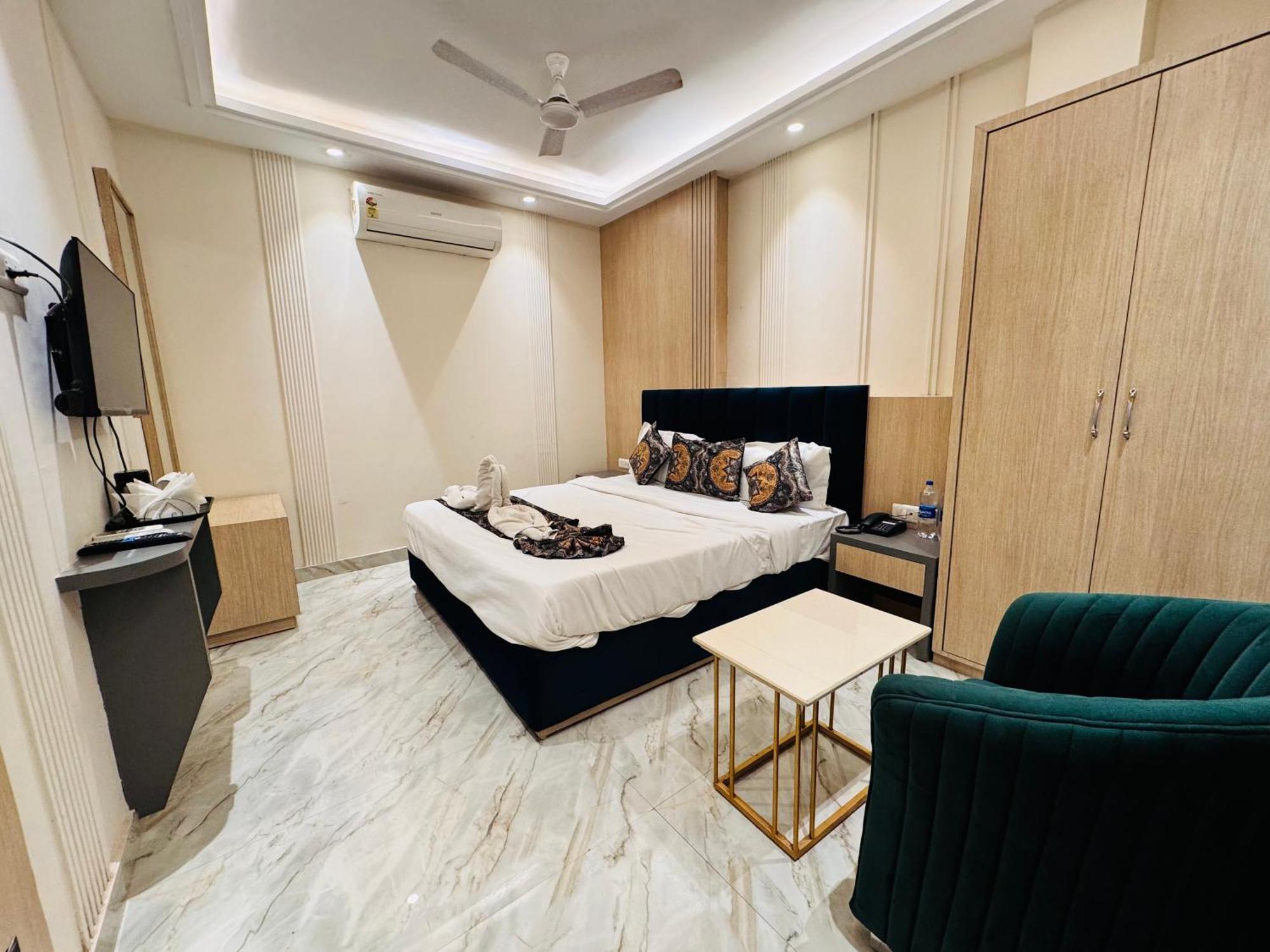 Hotel 51 Amritsar Esterno foto